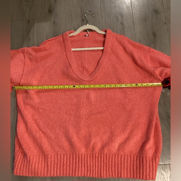 Free People Brookside Tunic oversized Sweater. Size S/M - Picture 5 of 7